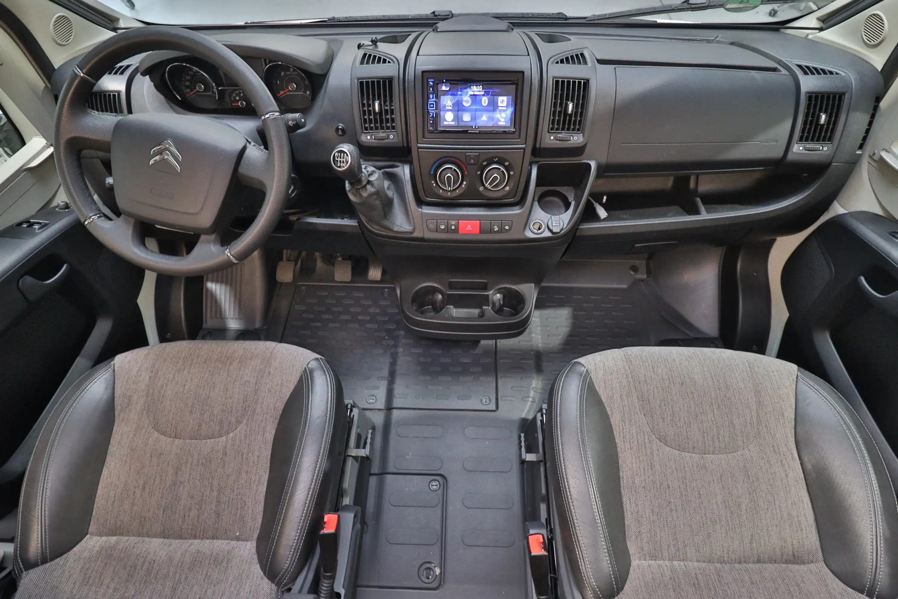 ADRIA Compact 670 SL Axess